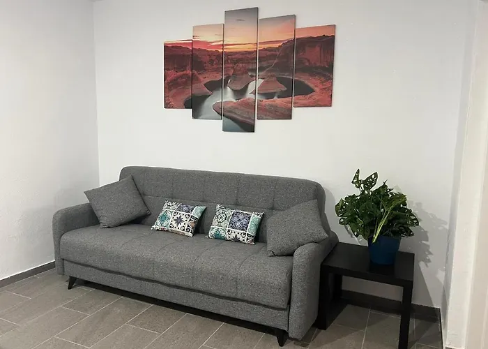 Casa De Maria Luisa 阿罗纳