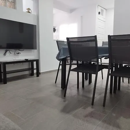 Casa De Maria Luisa * 阿罗纳