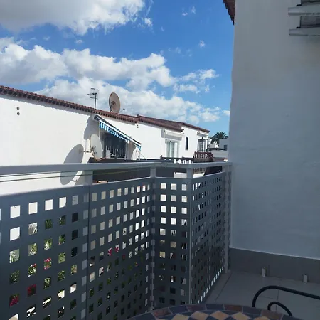 Casa De Maria Luisa 阿罗纳